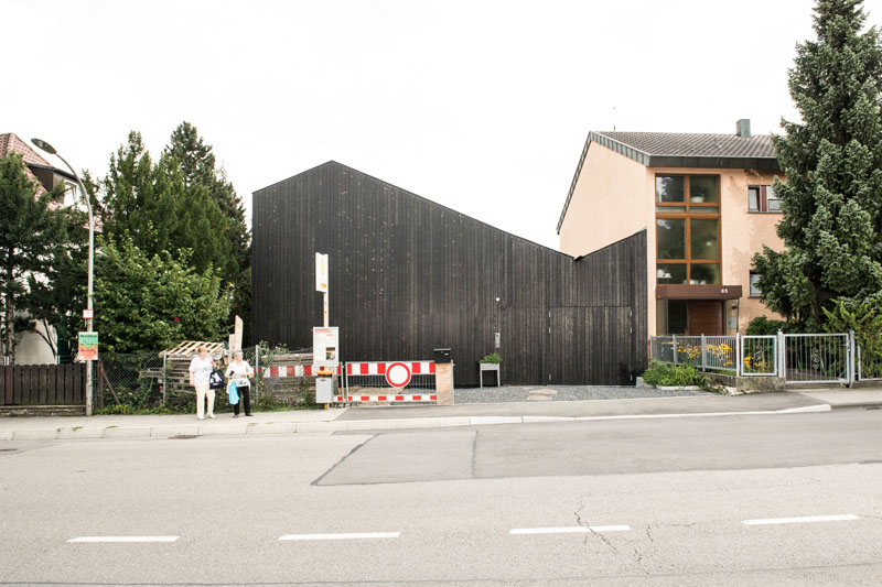 Straßenansicht mit Bushaltestelle(Quelle: studio Orel - oliver kröning), 70563 Stuttgart